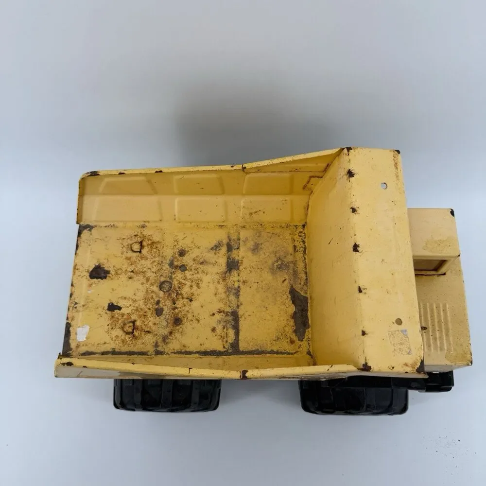 Tonka Model 54782 Yellow Toy Construction Trucks Dump Truck Pressed Steel